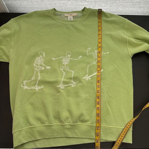 Urban Outfitters Green Skeleton Crew Neck Pullover Sweatshirt Size Medium - Picture 8 of 10